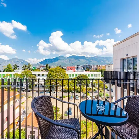 Alpha Cozy & Spacious 公寓 地拉那