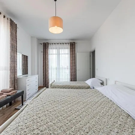 Alpha Cozy & Spacious