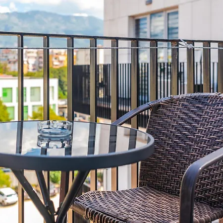 Alpha Cozy & Spacious