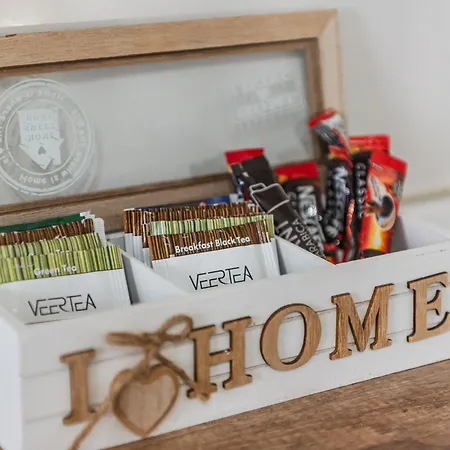 Alpha Cozy & Spacious Appartamento *