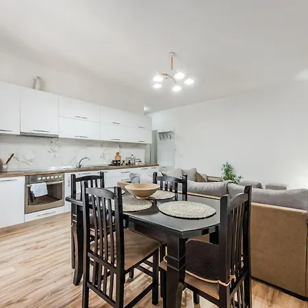 Alpha Cozy & Spacious Tirana