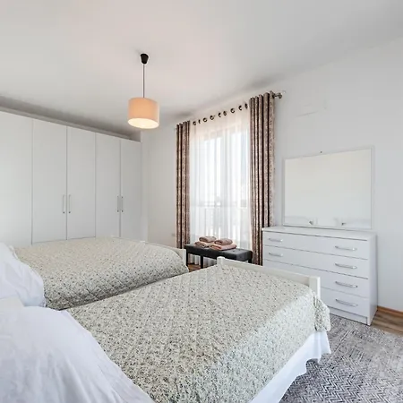Apartment Alpha Cozy & Spacious